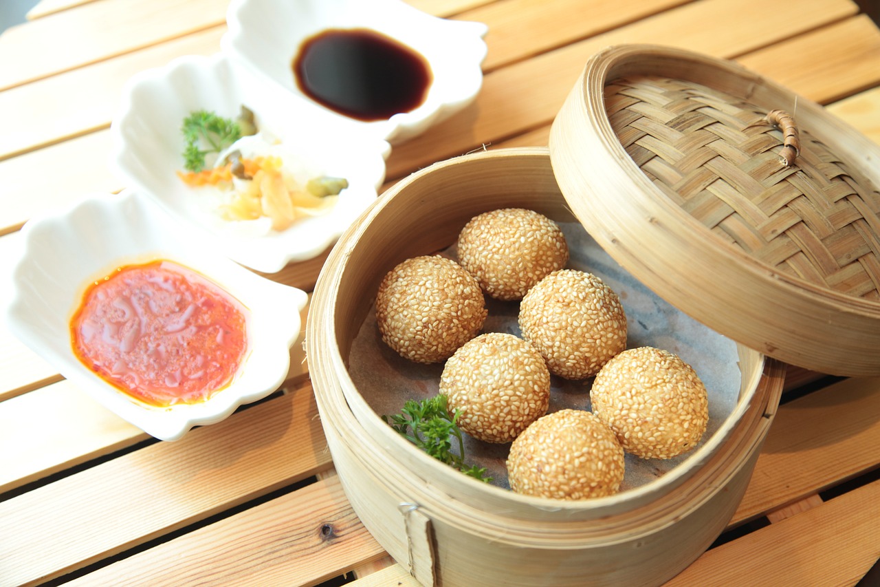 探索傳統(tǒng)美食創(chuàng)新之路，最新餃子包法分享