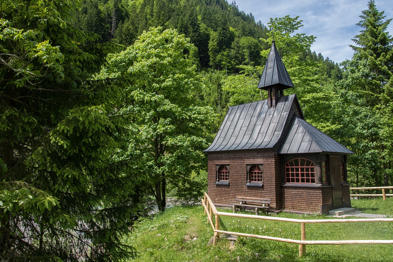 愛建最新動態(tài)，引領未來建筑趨勢與發(fā)展展望